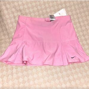 Light pink Nike skort small